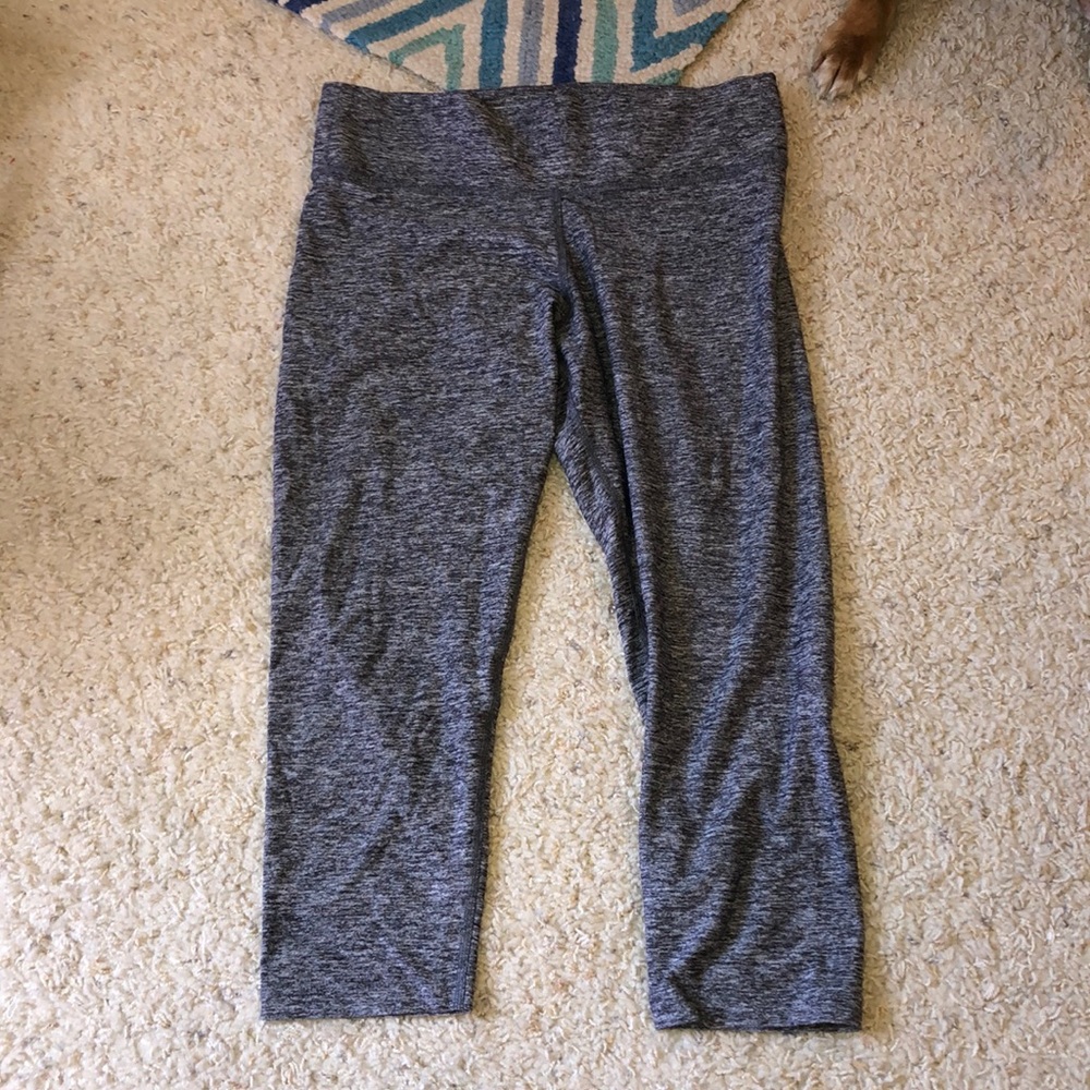 Pink Ultimate Cropped Leggings